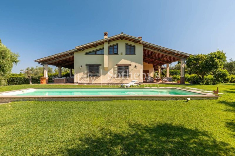 Semi-detached house in Capalbio