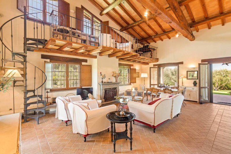 Half-vrijstaande woning in Capalbio