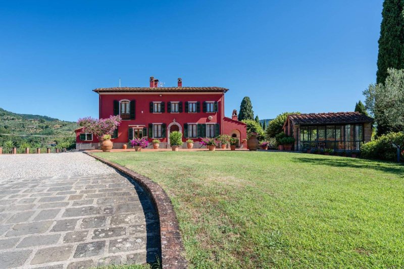 Casa de campo em Buggiano