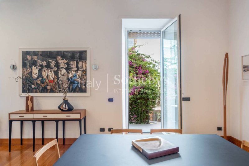 Apartamento em Nápoles