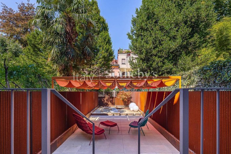 Casa independiente en Milán