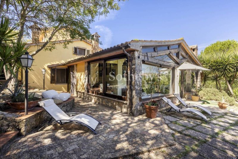 卡帕尔比奥乡间房屋