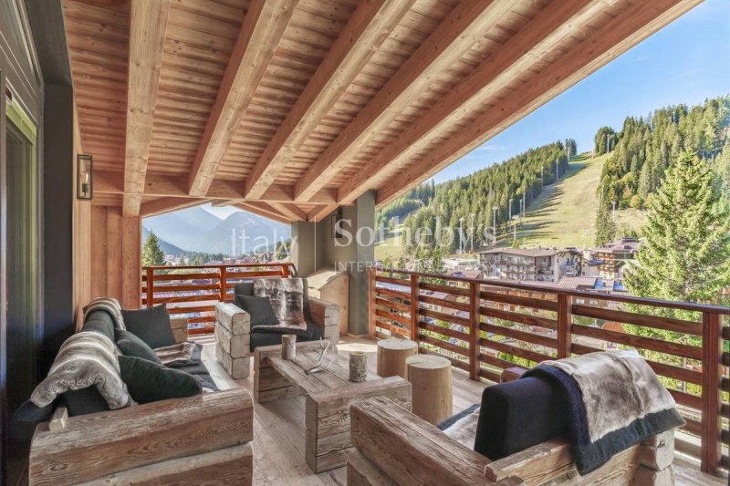 Особняк из двух квартир в Пинцоло