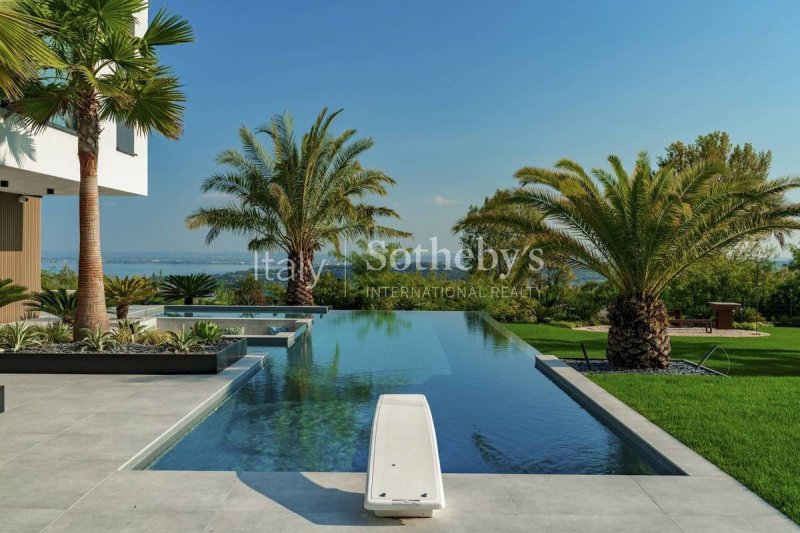 Villa à Padenghe sul Garda