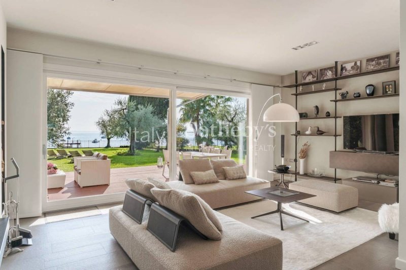 Villa in San Felice del Benaco