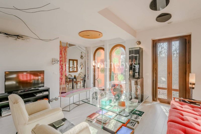 Villa in Agrate Conturbia