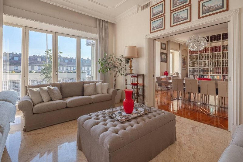 Apartamento em Milão