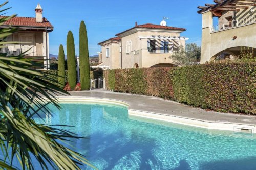 Villa en Manerba del Garda