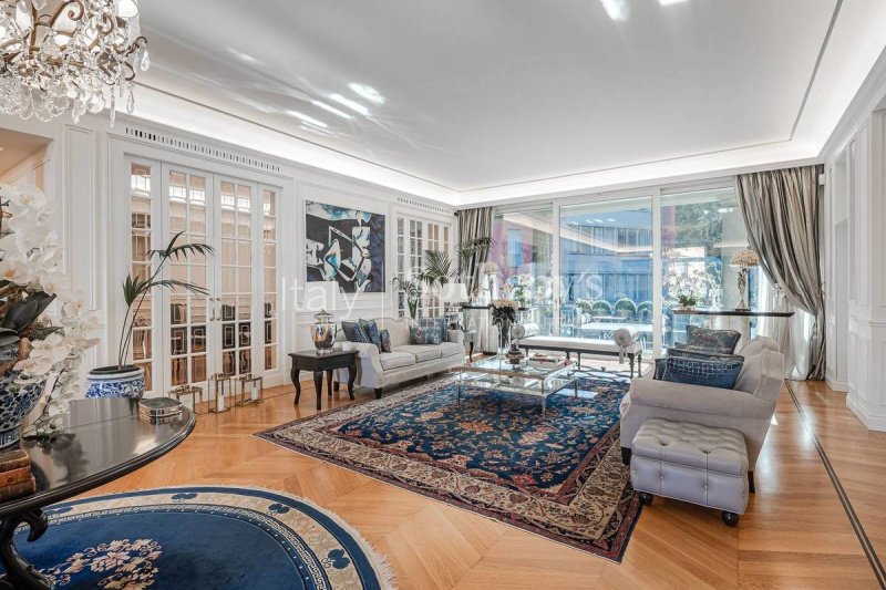 Apartamento em Milão