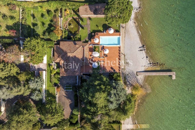 Villa in Padenghe sul Garda