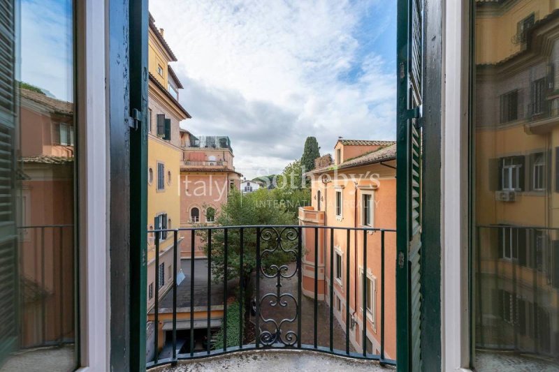 Rome公寓