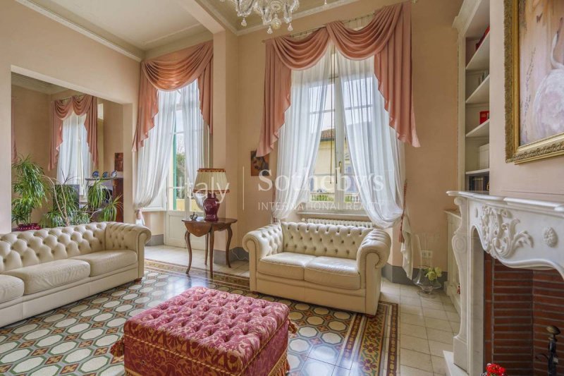 Villa i Viareggio