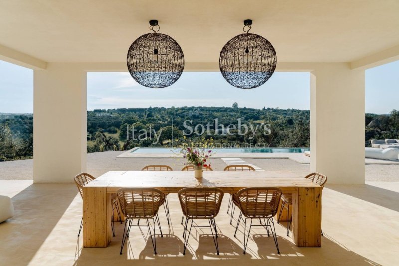 Moradia em Ostuni