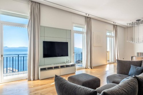Penthouse in Naples