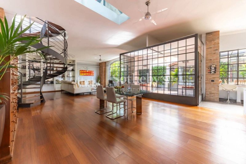 Apartamento em Milão
