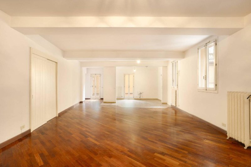 Apartamento em Bolonha