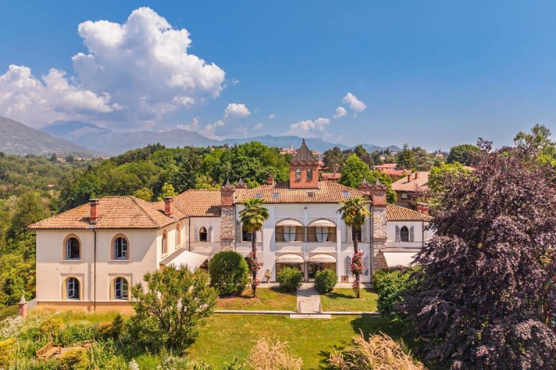 Maison de campagne à Bielle