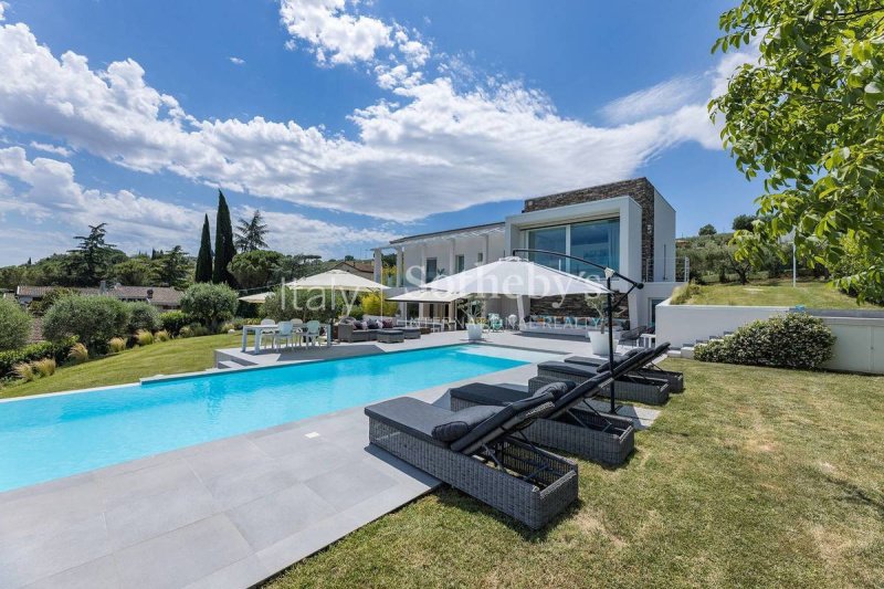 Vrijstaande woning in Montefalco