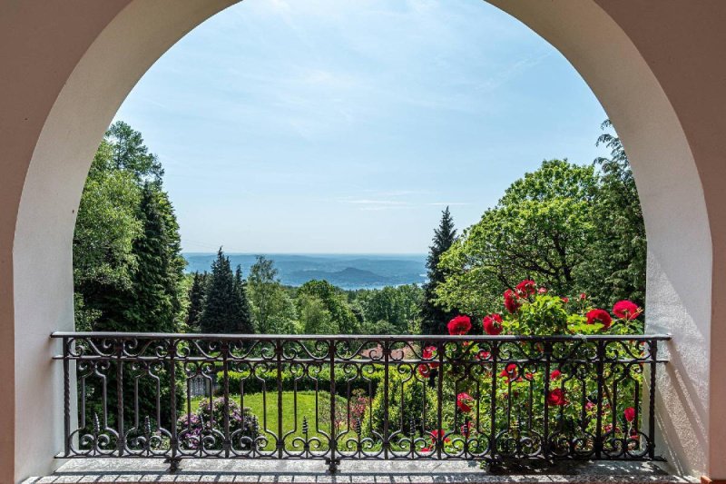 Villa à Nebbiuno