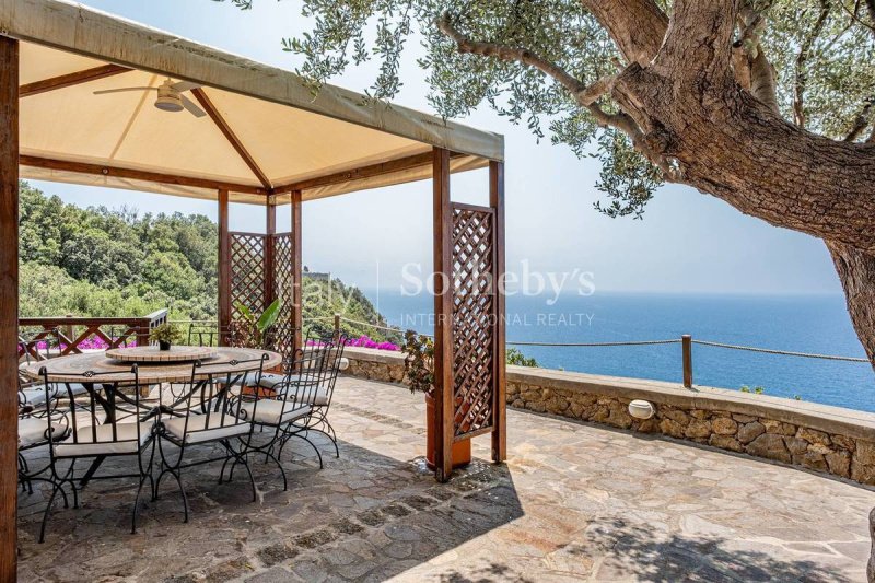 Villa in Forio