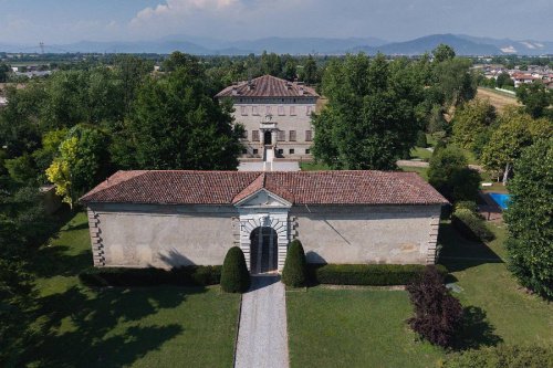 Hameau à Bagnolo Mella