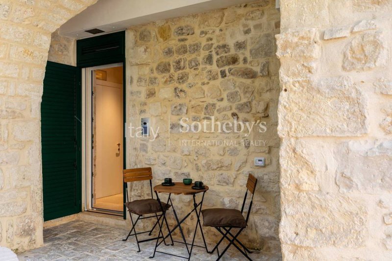 Vrijstaande woning in Modica