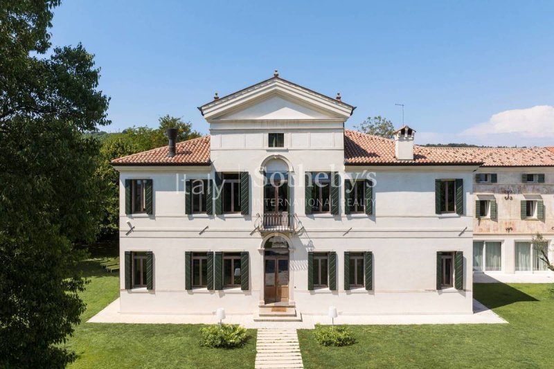 Villa in Nervesa della Battaglia