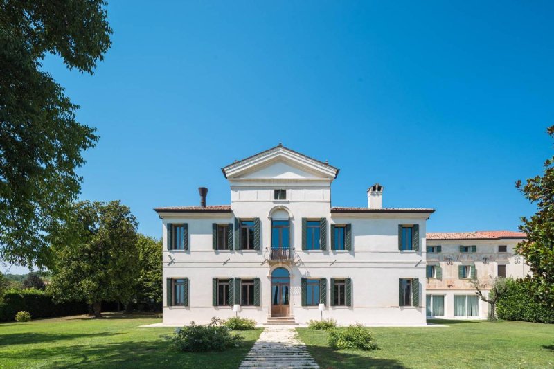 Villa in Nervesa della Battaglia