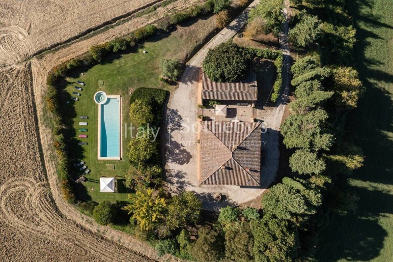 Villa a Montalcino