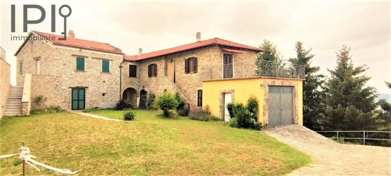 Villa a Vesime