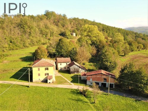 Detached house in Giusvalla