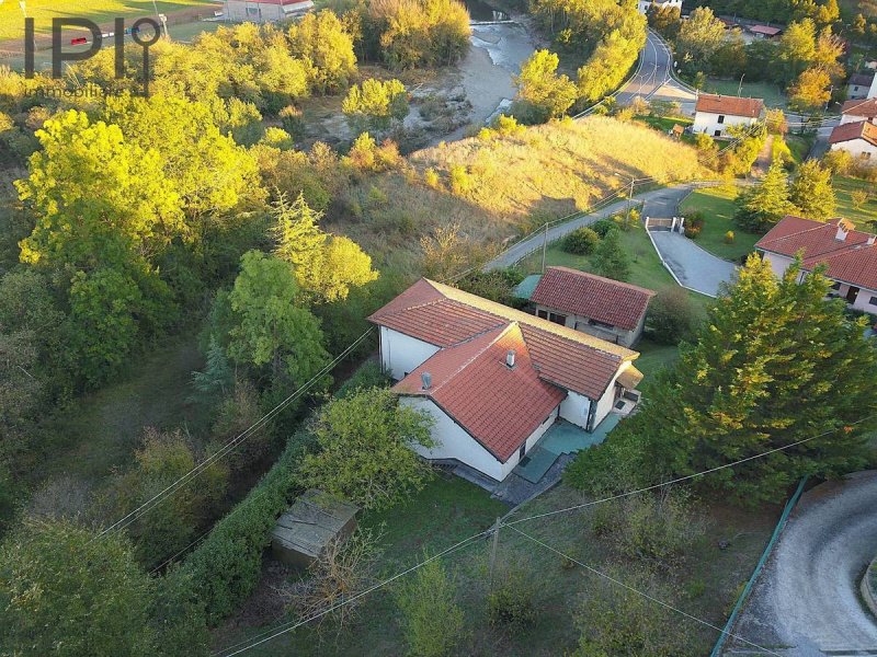 Villa a Piana Crixia