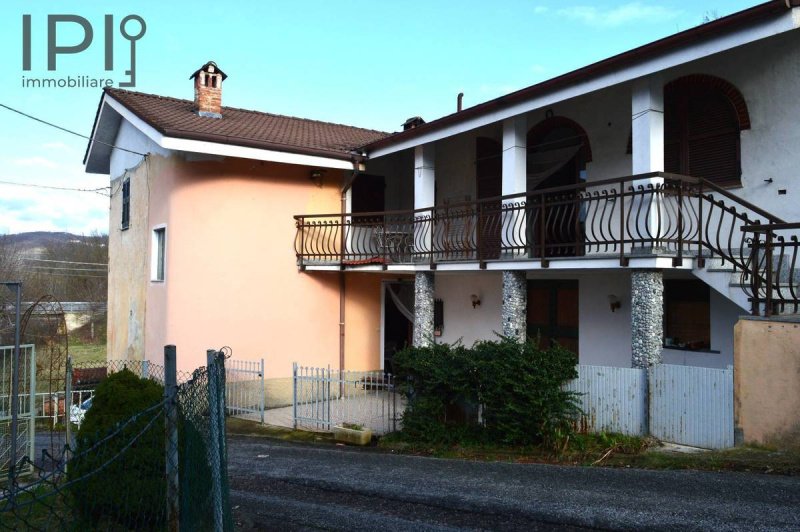 Einfamilienhaus in Piana Crixia