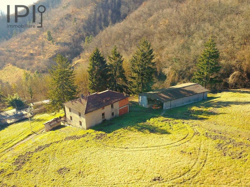 Cabaña en Cengio