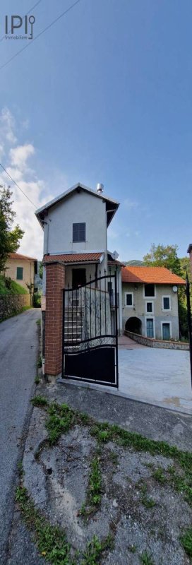 Semi-detached house in Murialdo