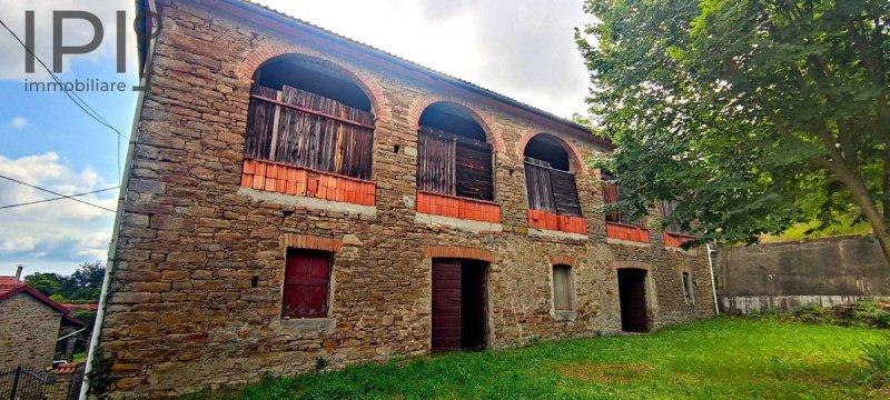 Huis in Roccaverano