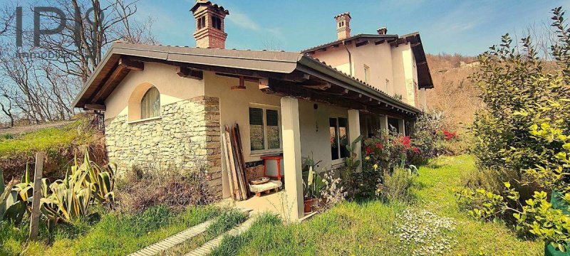 Сельский дом в Чева