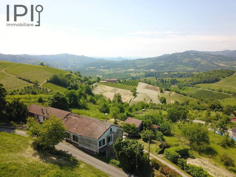 Особняк из двух квартир в Сессаме