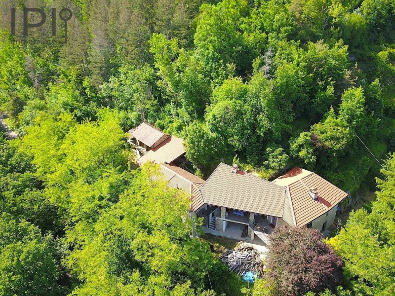 Country house in Cortemilia