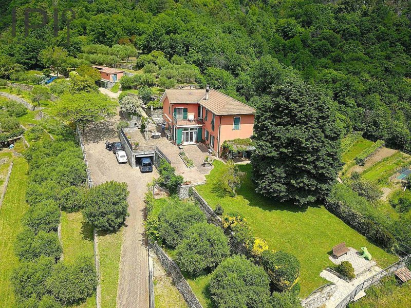 Villa i Orco Feglino