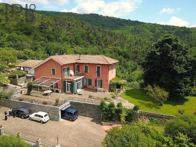 Villa i Orco Feglino