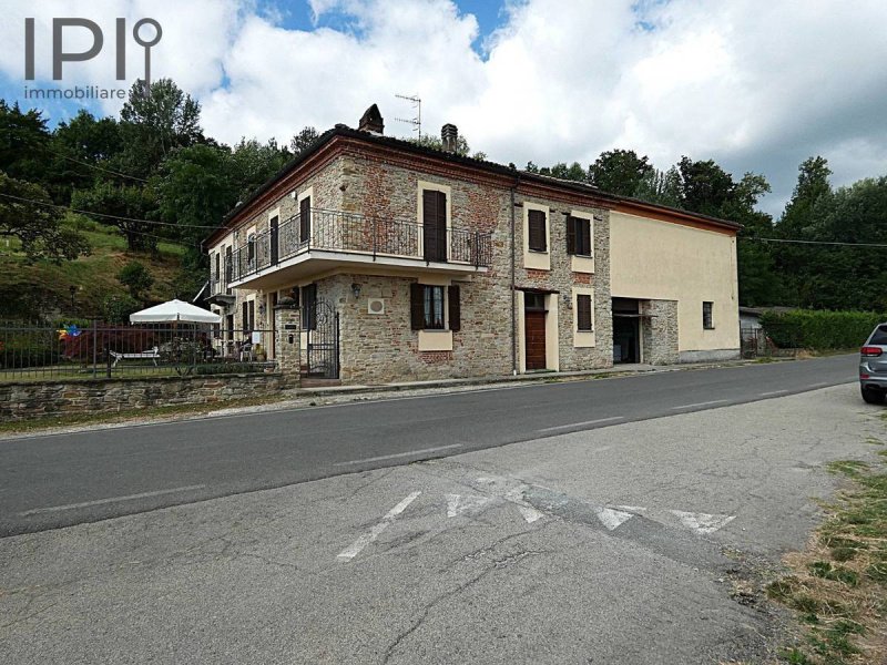 Особняк в Монтабоне