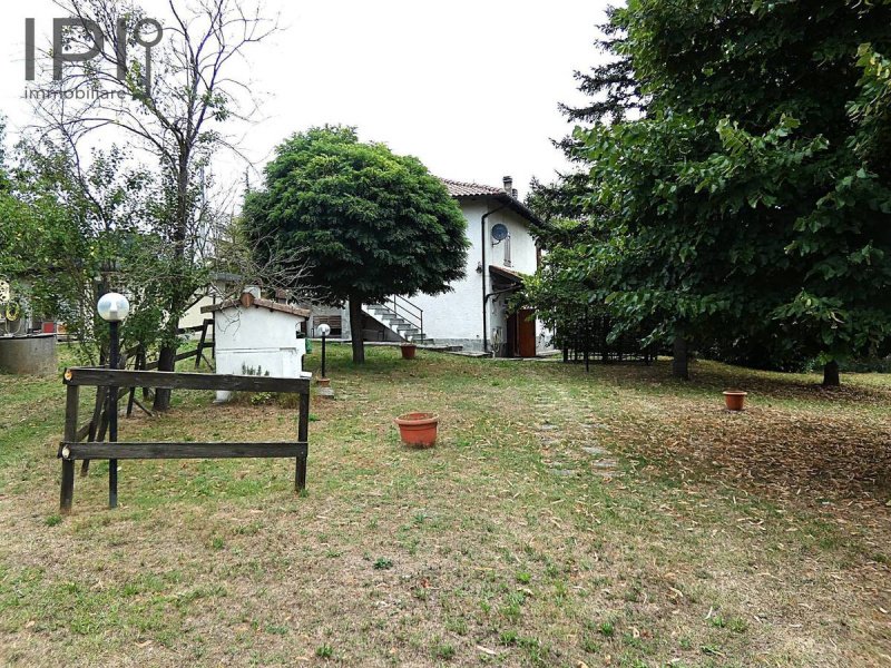 Casa geminada em Piana Crixia