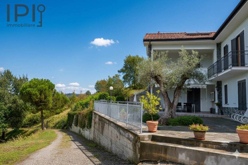 Villa in Ponti