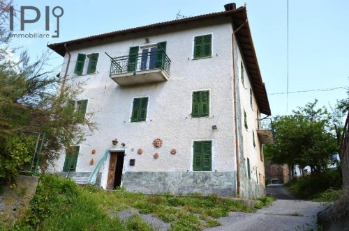 Maison individuelle à Mioglia