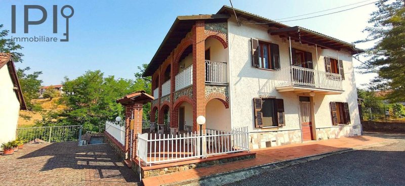 Casa independente em Pareto
