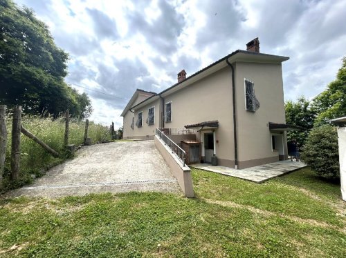 Особняк в Баньи-ди-Лукка