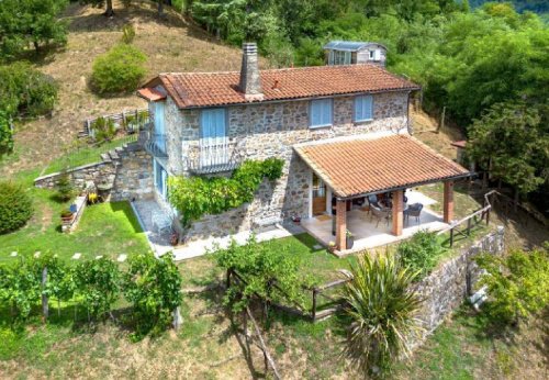 Casa di campagna a Coreglia Antelminelli