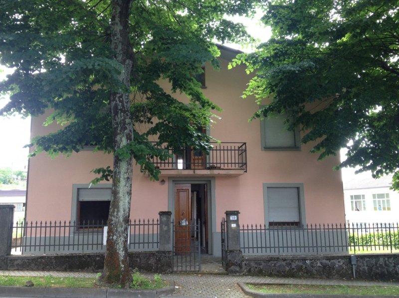 Villa a Barga