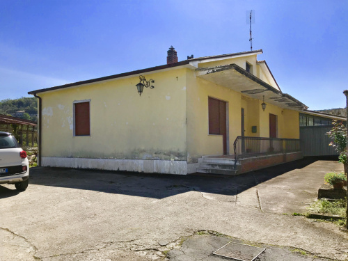 Vrijstaande woning in Isola del Liri
